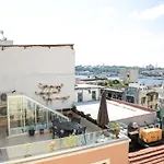 No 8 Galata * اسطنبول