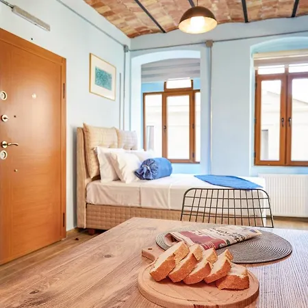 No 8 Galata Апартаменты *