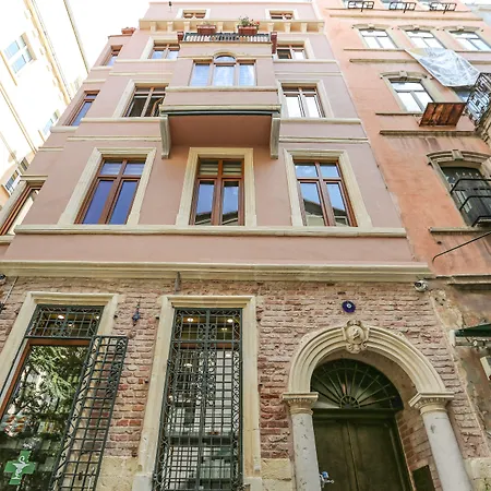 No 8 Galata Stambuł