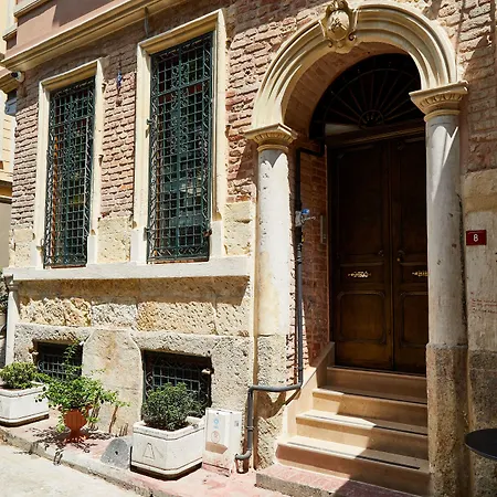 Apartament No 8 Galata