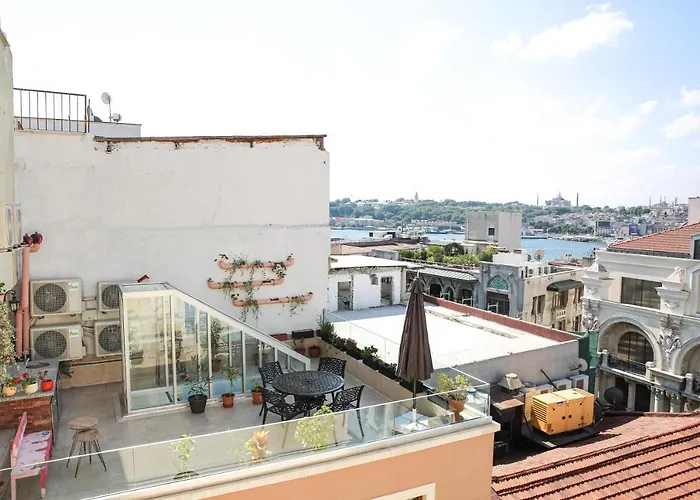 No 8 Galata * İstanbul