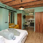No 8 Galata